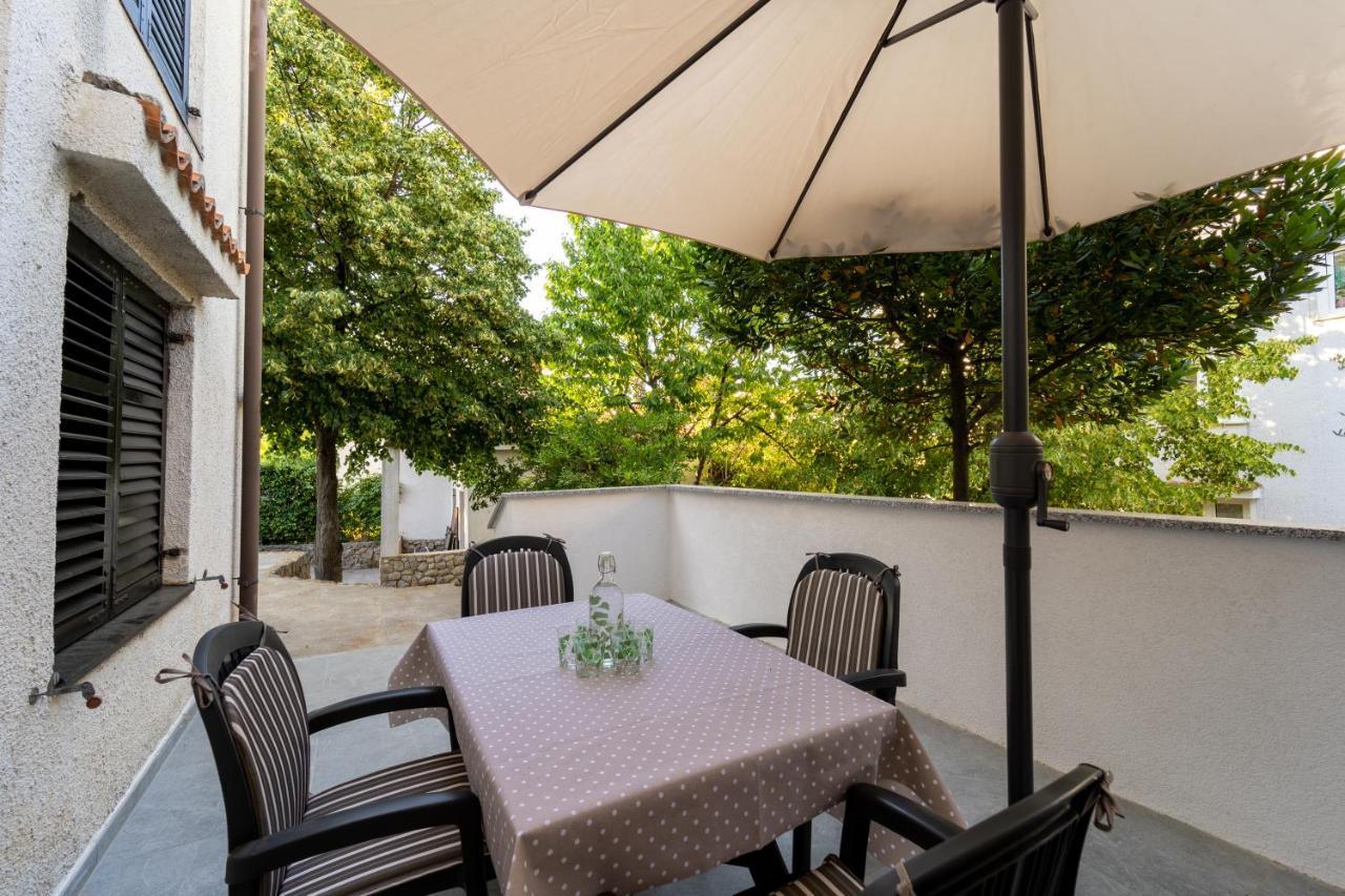 Erika Apartment Đảo Krk Ngoại thất bức ảnh