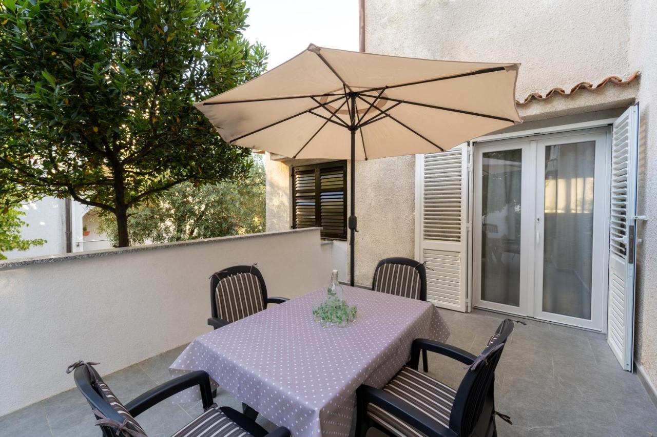Erika Apartment Đảo Krk Ngoại thất bức ảnh